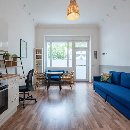 Modern, Central Flat With Workspace Berlin Exterior photo