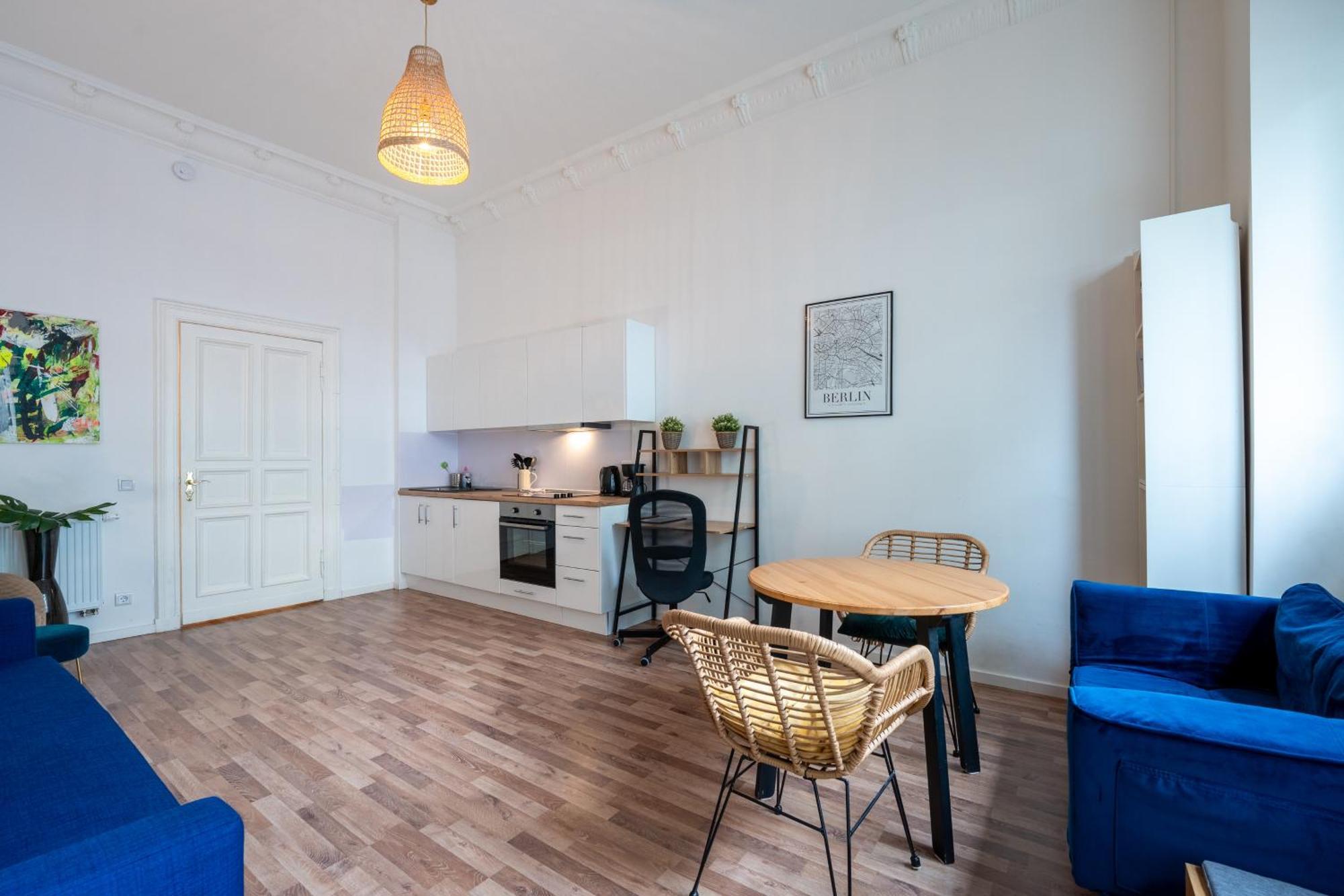 Appartamento Modern, Flat With Workspace