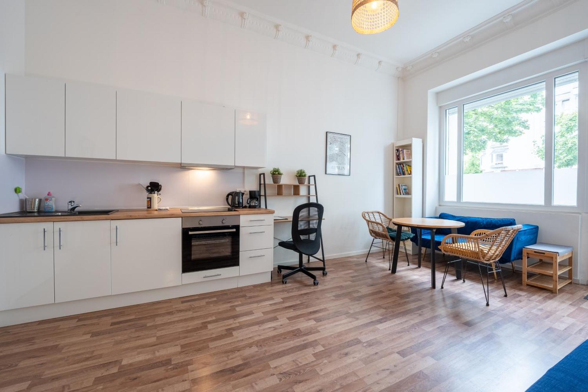 Appartamento Modern, Flat With Workspace